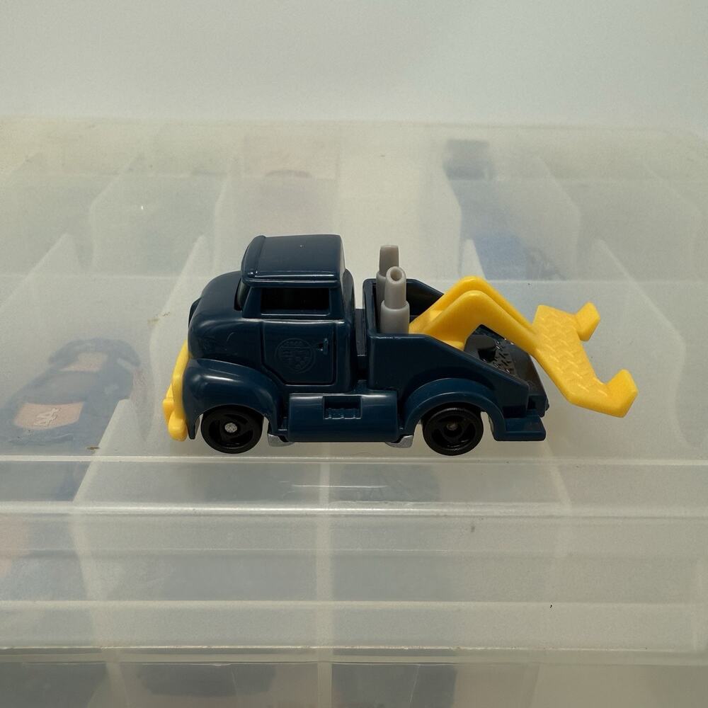 Hot Wheels 1968 Tow Truck Wrecker 1/64 scale 1994 Mattel, Inc Blue Yellow 3 Inch - Picture 3 of 7